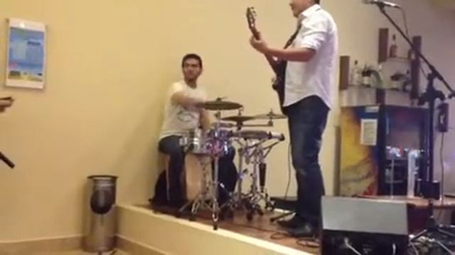 Tony Gaytan un pato смотреть онлайн