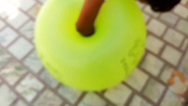 Making world's biggest apple balloon ?// First time on youtube ? #royalkhushi #balloon #appleballoo смотреть онлайн