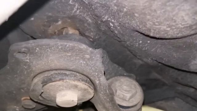 Оторвало крепления подрамника на Оке ВАЗ 11113. Видео для клиента смотреть онлайн
