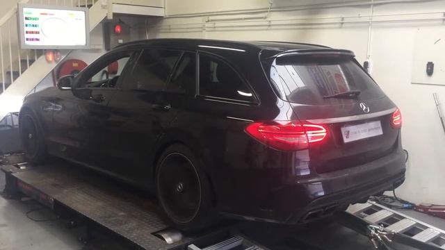 Mercedes C63 AMG 4.0 476 HP 2 seater Tuned by EPC смотреть онлайн