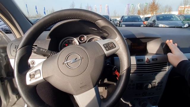 Merita cumparat un Opel Astra H din Germania in 2021 ?!? Eu zic ca da! смотреть онлайн