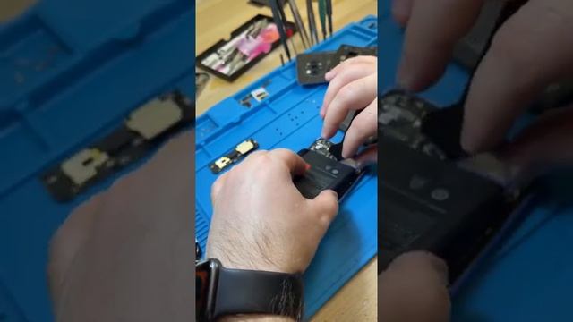 One Plus 7t быстро разряжается смотреть онлайн