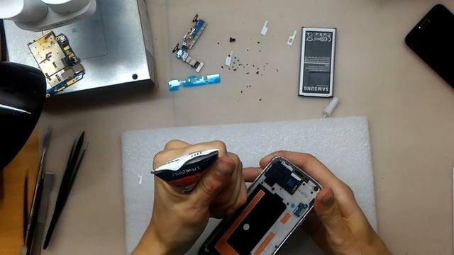 Как приклеить дисплей (экран) samsung s5. смотреть онлайн