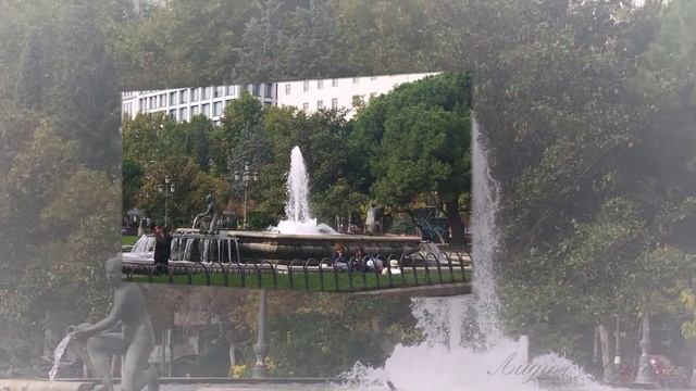 Улицы Мадрида - тоже достопримечательность испанской столицы. Путешествуем вместе смотреть онлайн