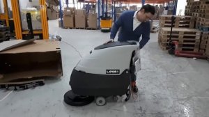 Советы от профессионалов - как установить щетку на поломоечную машину LAVOR Professional Free Evo 5