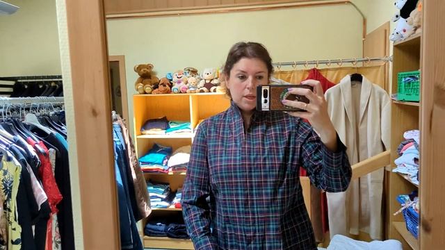 Обзор барахолки в Германии - как она выглядит изнутри. Дёшевые вещи. Примерка. Что я выбрала? смотреть онлайн