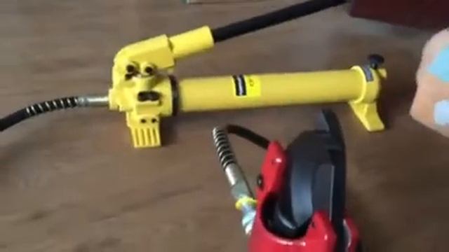 Устройство для резки кабеля с ручным гидравлическим насосом смотреть онлайн