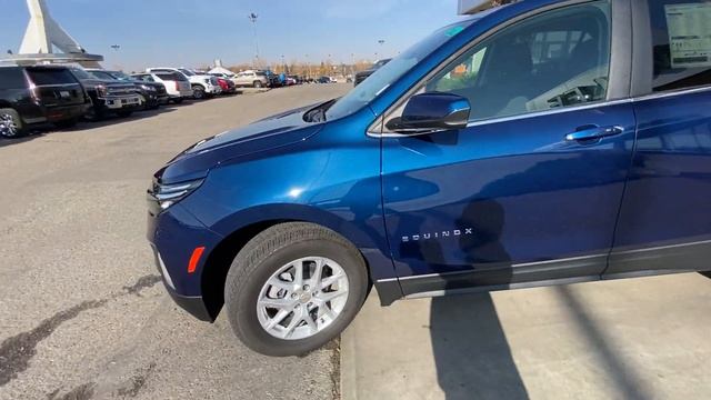 Blue 2022 Chevrolet Equinox LT Review Calgary AB - Wolfe Calgary смотреть онлайн