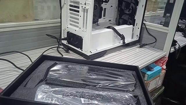 MSI Geforce RTX 3080 Ti Gaming X Trio 12G LHR GDDR6X Graphics Card Unboxing