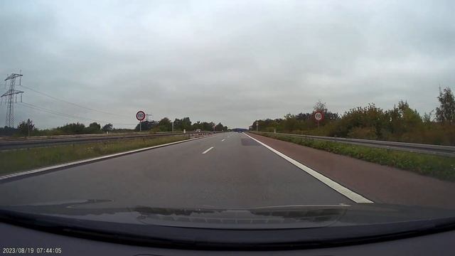 Mercedes W177 4K Jabriel Dashcam test(OEM lookalike) смотреть онлайн