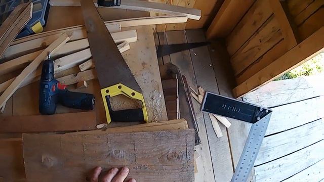 Ограждение для молодых кедёрок на даче чтоб случайно не скосить. смотреть онлайн