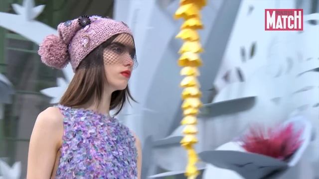 Karl Lagerfeld : « Je lutte contre le French bashing » смотреть онлайн