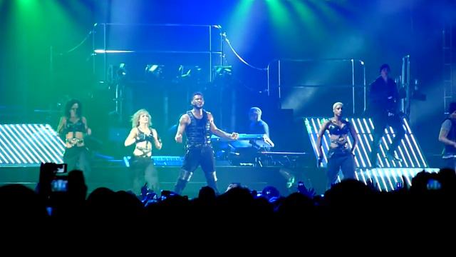 Usher - Yeah Live - OMG Tour At The O2 Arena In London In 2011