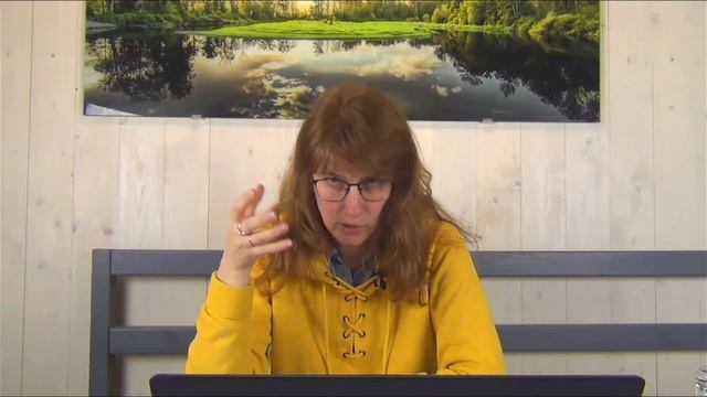 Обрезка деревьев в саду. смотреть онлайн