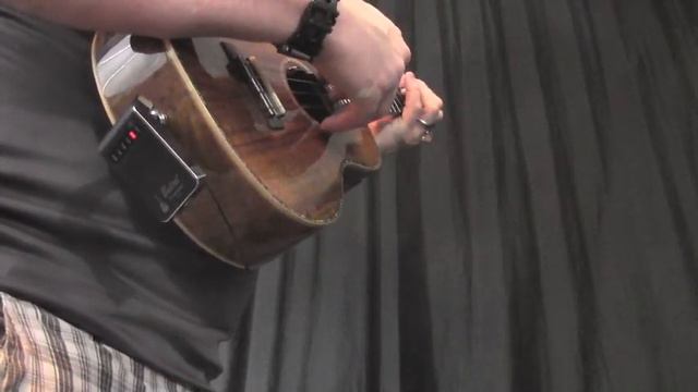 Belcat T3R3 Wireless Guitar System смотреть онлайн