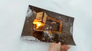 Сожгла дом до тла - ну не дом, так, домик.