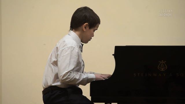CHOPIN Etude in F minor Op.25 No. 2 - Anatoly Bogdanov / ШОПЕН Этюд фа минор, соч. 25 № 2 смотреть онлайн