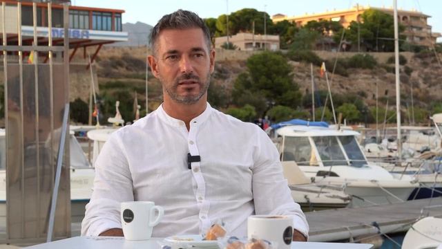 АВТОСЕРВИС в ИСПАНИИ / Ремонт машины и работа автомастером / КОМУ ЧТО смотреть онлайн