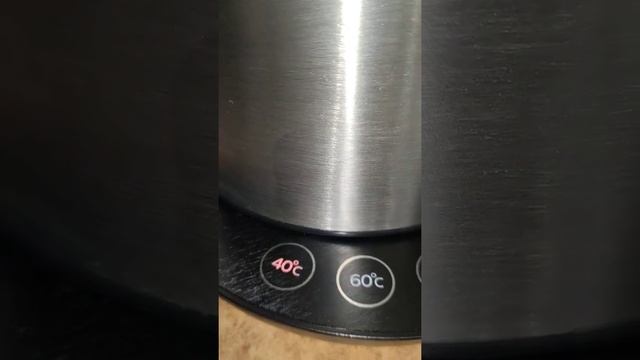 Электрочайник Philips HD9359/90 смотреть онлайн