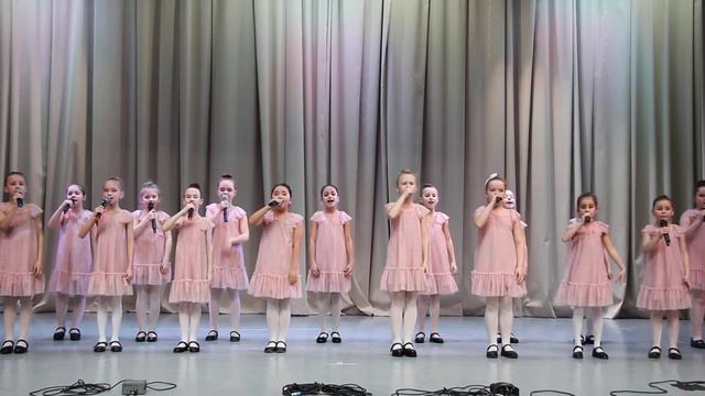 "За руку с песней" 6-8 лет "Дельфины" смотреть онлайн