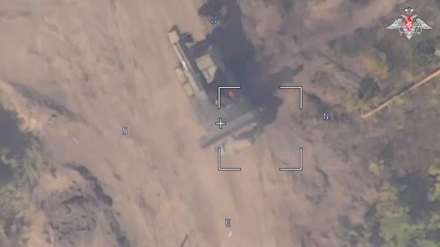 Ланцет уничтожил инженерную машину разграждения ВСУ возле границы с Курской областью смотреть онлайн