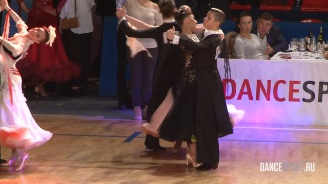 Сальников Федор - Мамедова Анна, Final English Waltz смотреть онлайн