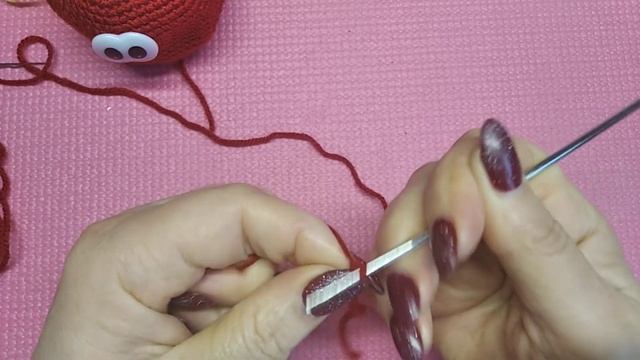 Сеньор Помидор.Вязание крючком. Персонаж сказки Приключение Чиполлино. Crochet stitches .Fairy tale смотреть онлайн