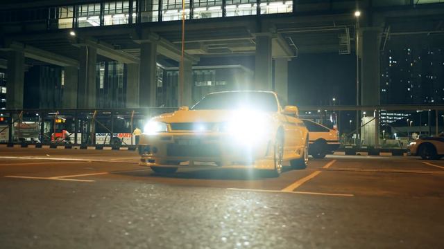 Xtel9ine - Night Traffic смотреть онлайн