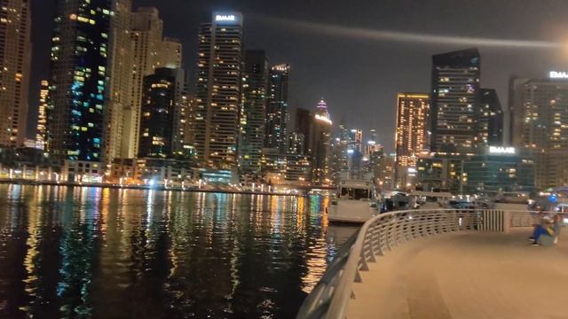 Dubai Marina Walk Tour\ Dubai Marina Mall смотреть онлайн