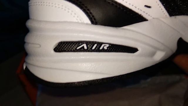 Распаковка Nike Air Monarch IV очень жирные педали смотреть онлайн