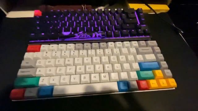 Vortex Race 3 vs. Ducky One 2 SF Comparison (Cherry MX Silent Red Switches) смотреть онлайн