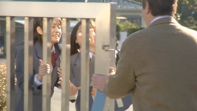 【MV/PV】AKB48 - Sakura No Hanabiratachi / AKB48 - 桜の花びらたち