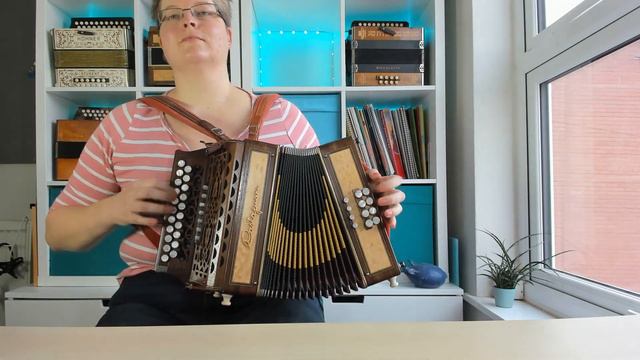 La Valse Des Jouets (by Michel Faubert, Quebec) SLOWER then FASTER | Mel Biggs Melodeon Teacher смотреть онлайн