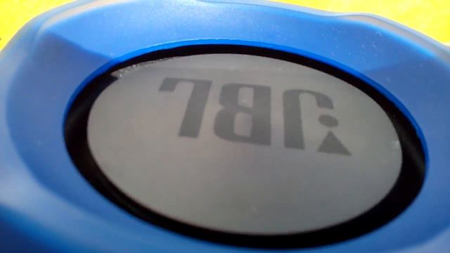 ТРИ ПОЛОСКИ BASS TEST JBL CHARGE 3 смотреть онлайн