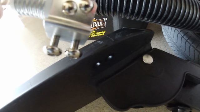 A Plain Black Razor A5 Air смотреть онлайн