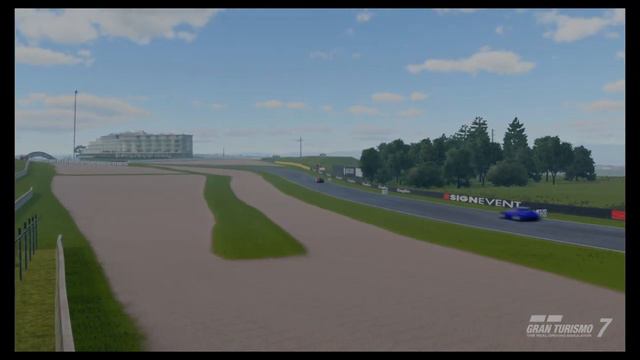 Gran Turismo® 7_Genesis GT3 Gr.3 Daily race a Save the girls anime paint scheme смотреть онлайн