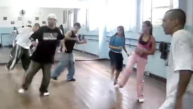 ELISEO HOUSE GALERA122 смотреть онлайн
