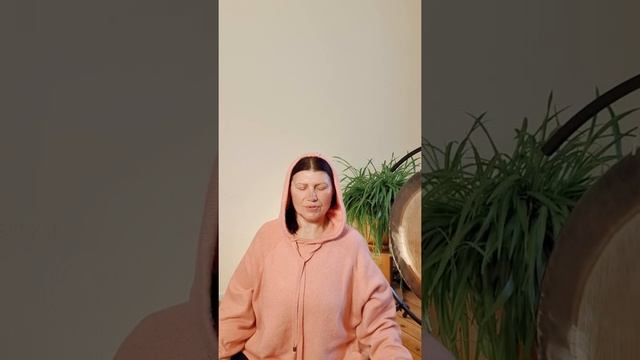 Практика для укрепления внутреннего центра и усиления ауры смотреть онлайн