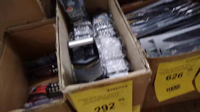 Магазин Маяк, небольшой обзор цен на электротовары, кухонные товары, февраль 2022 г. смотреть онлайн