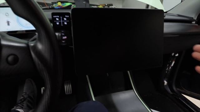 NEW Apple CarPlay Display For Tesla Model 3 & Model Y смотреть онлайн