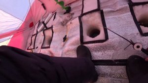 Рыбалка с женой! Есть улов! Рыбалка с комфортом в -30. Зимняя рыбалка с палаткой и печкой.