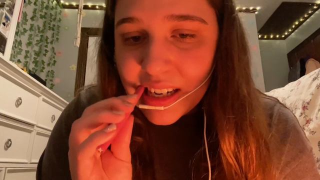 ASMR Teeth Tapping And Scratching