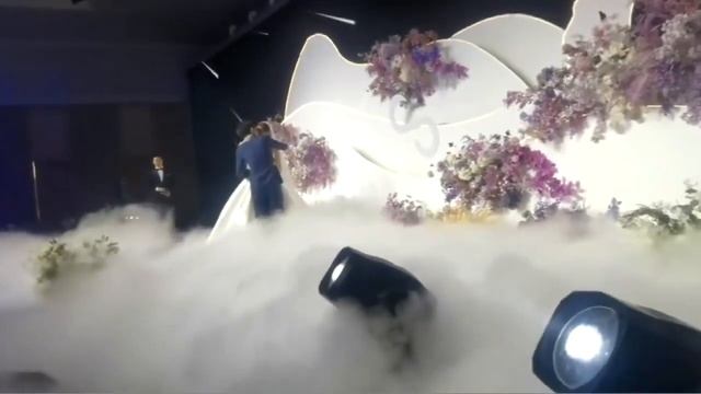Генератор тяжелого дыма на воде и сухом льде (Dry ice low fog machine) смотреть онлайн