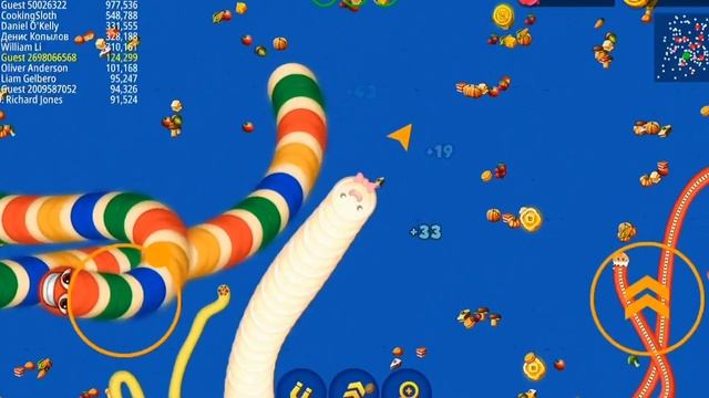 WormsZone Magic New Skin vs Giant Worms #31 - WormsZone.io Best Gameplay смотреть онлайн
