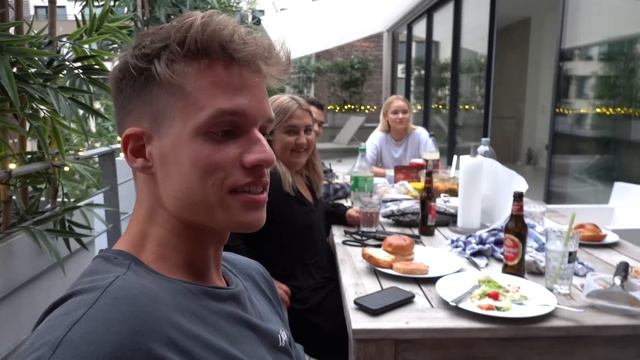 SANDRA KOTZT смотреть онлайн