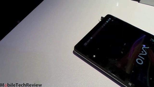 Sony VAIO Flip 11 First Look CES 2014 смотреть онлайн