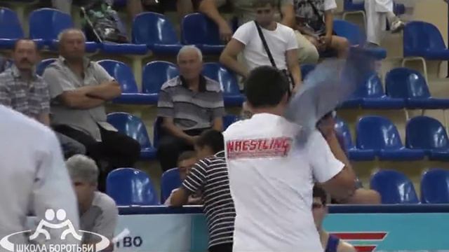 Varteresen Oganez ARM vs Suleimanov Rustem UKR 1/4 Finale 66 kg.m2t смотреть онлайн