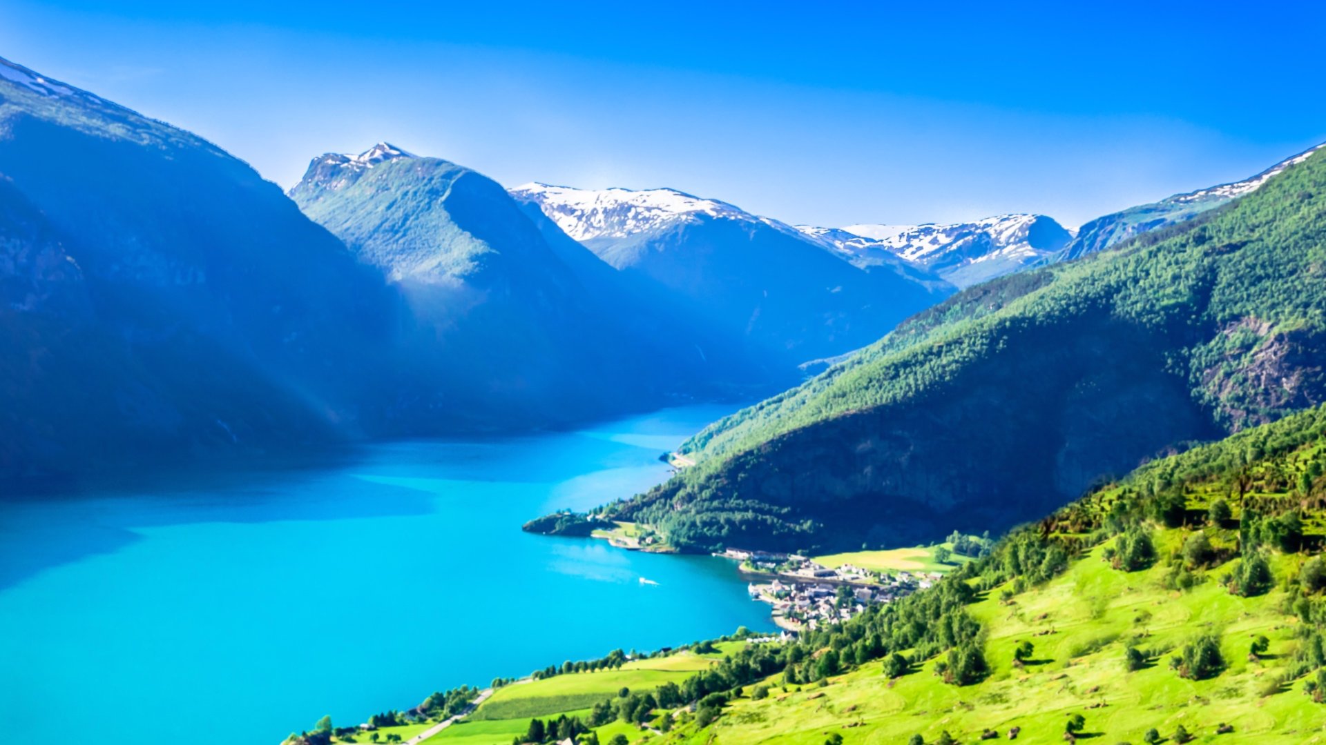 Фьорды Норвегии с высоты птичьего полета и женский вокал а капелла для снятия стресса и релаксации смотреть онлайн