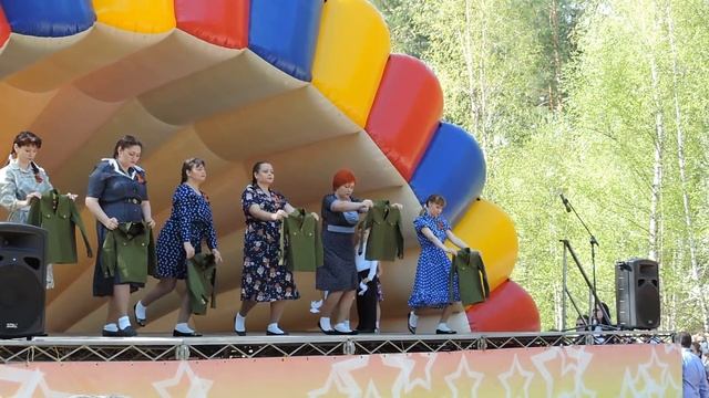 детский сад №4 "Сказка" Протвино танец "О той весне" 09.05.2015 смотреть онлайн