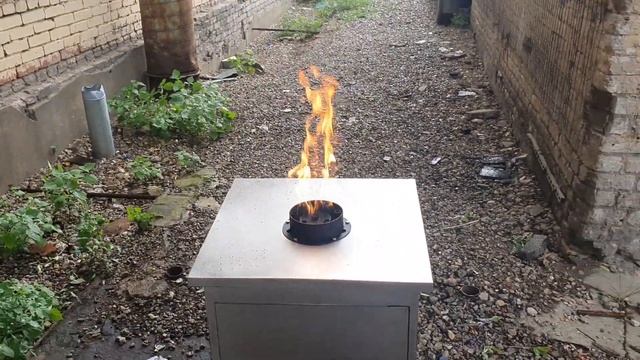 Тумба для хранения и переноса вечного огня с газовой ветроустойчивой горелкой смотреть онлайн